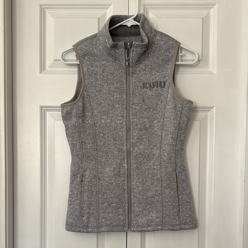 KUIU Women's Gray Fleece Vest